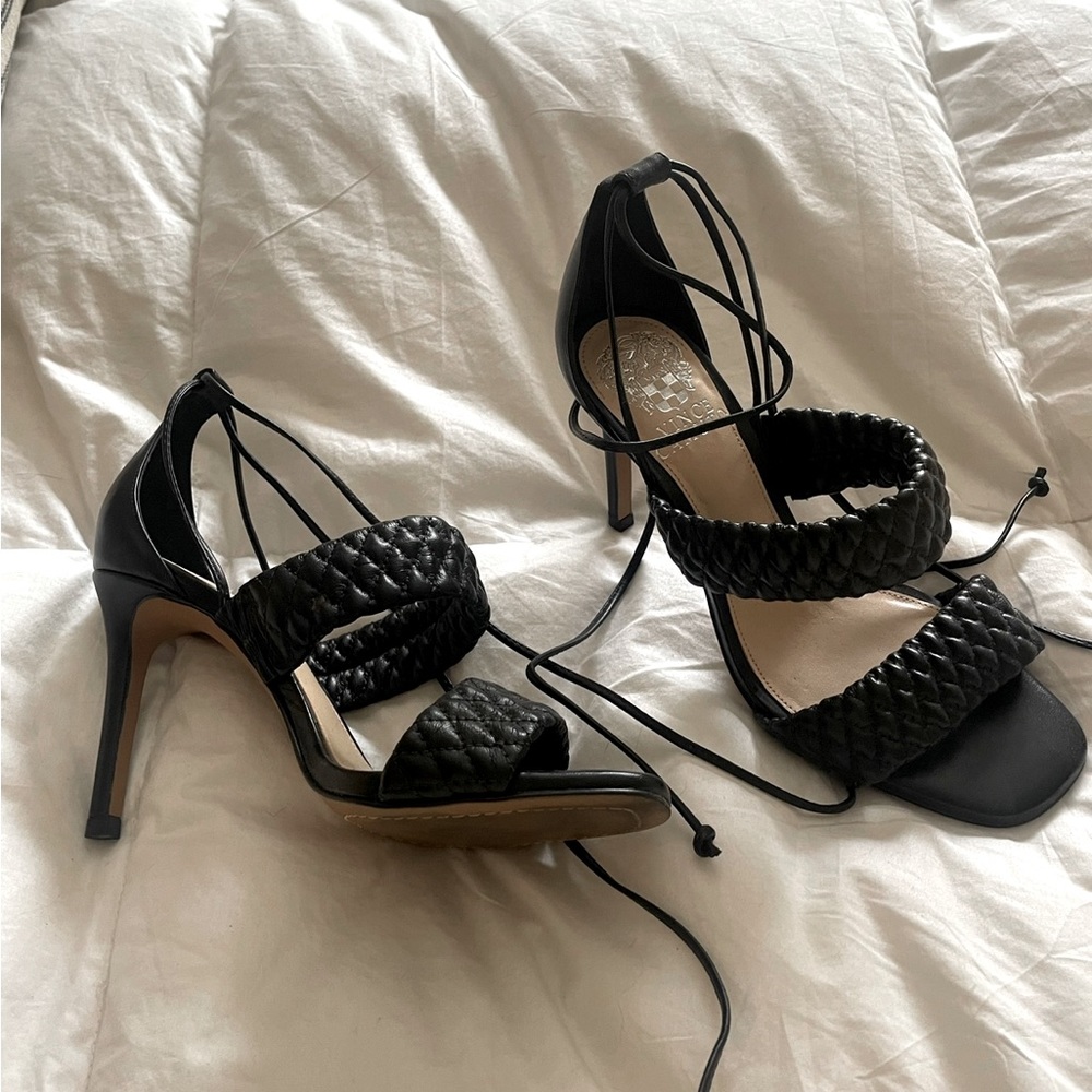 Black leather strappy Vince Camuto Heels 6.5